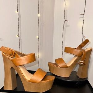 Rouge Helium Tan Platform Sandals